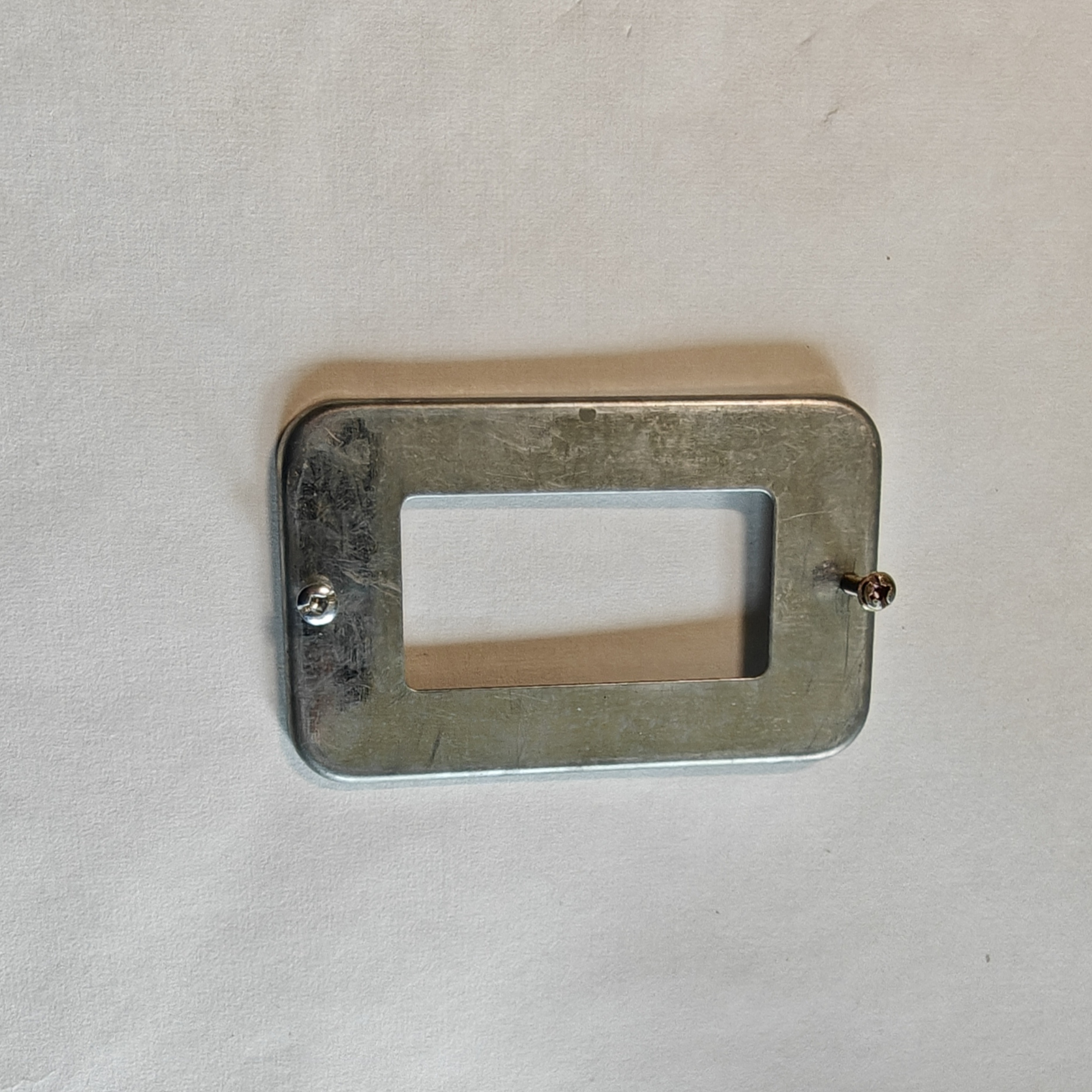 1-Gang Galvanized Steel Utility Box Cover - Image 2